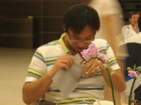 1503911634-8f5e07c2ac906eba93f206fd73480a20-dfhum