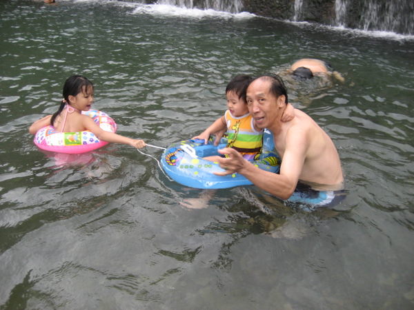 1503910604-4b01b079c54fb8da0f48b644a507951a-3zb2r