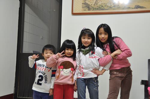 1503909104-e9c553030d219d28c8ae6998c8c6585c-9aq2l