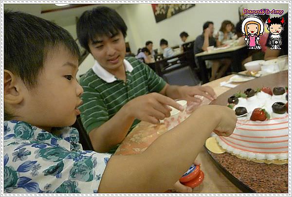 1503897946-fe5ea6deee4f02cd0d135b7bef5fae01-1827m