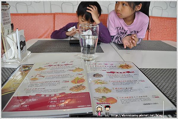 1503884730-1b758f6a4d4dacca5c1dad65ec112b58-6gq9r