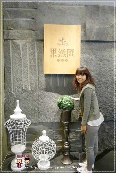 1503639569-faeac75d21555c6afb33a275e8396adf-qhuao