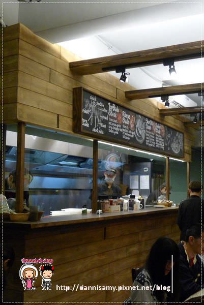 1503638554-226af6beef8a45e5ac2729c76137d939-cfrom