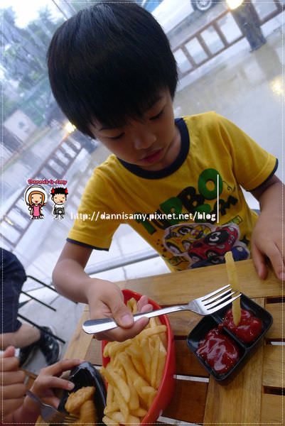 1503636876-ef91fabaf5620f5875540a9e11edad2d-oluwx