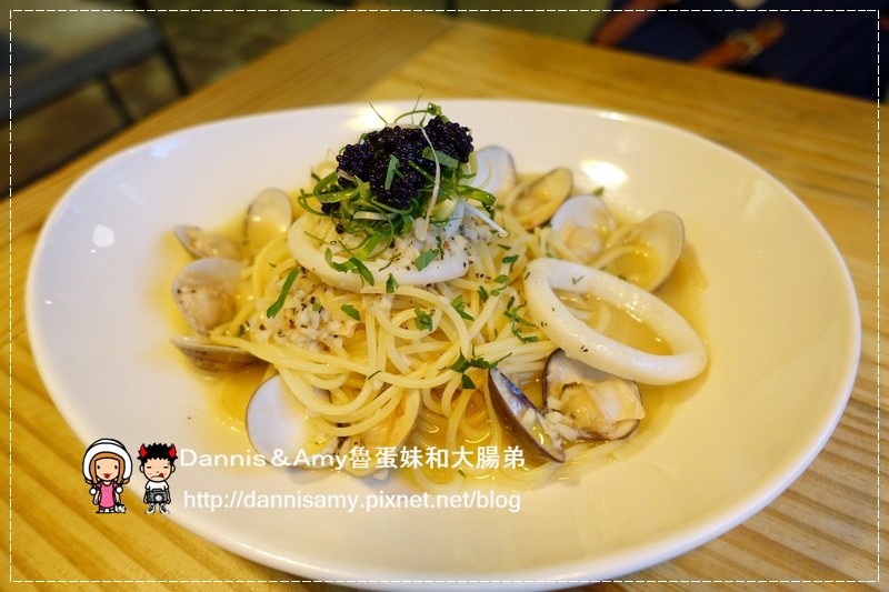 1503618628-bd5f2922e035522f54d0a01ad2d99662-spstm