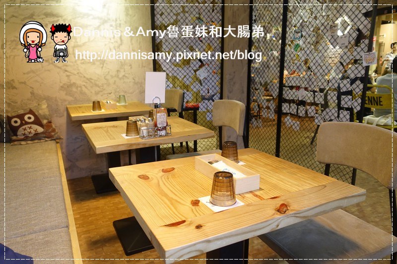 1503618647-5a98bd0c3b40a6ba26f2721b32d33bb4-gg3jv