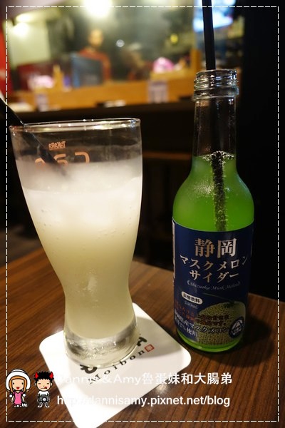 1503616766-1eb23d0661697a833f3f4c9f88edb4e8-zhu9q