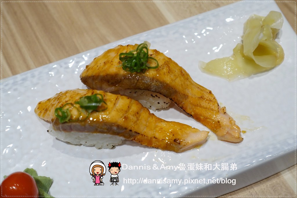 1503613684-db94af6a5deb3ff3d71ca92db3ec57be-uo778