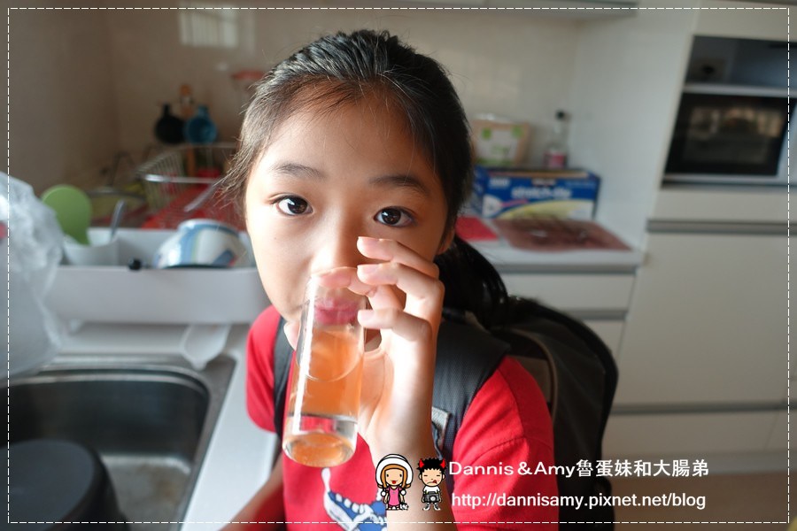 1503612927-021a032324a14529302b9fd150bacf94-v04le
