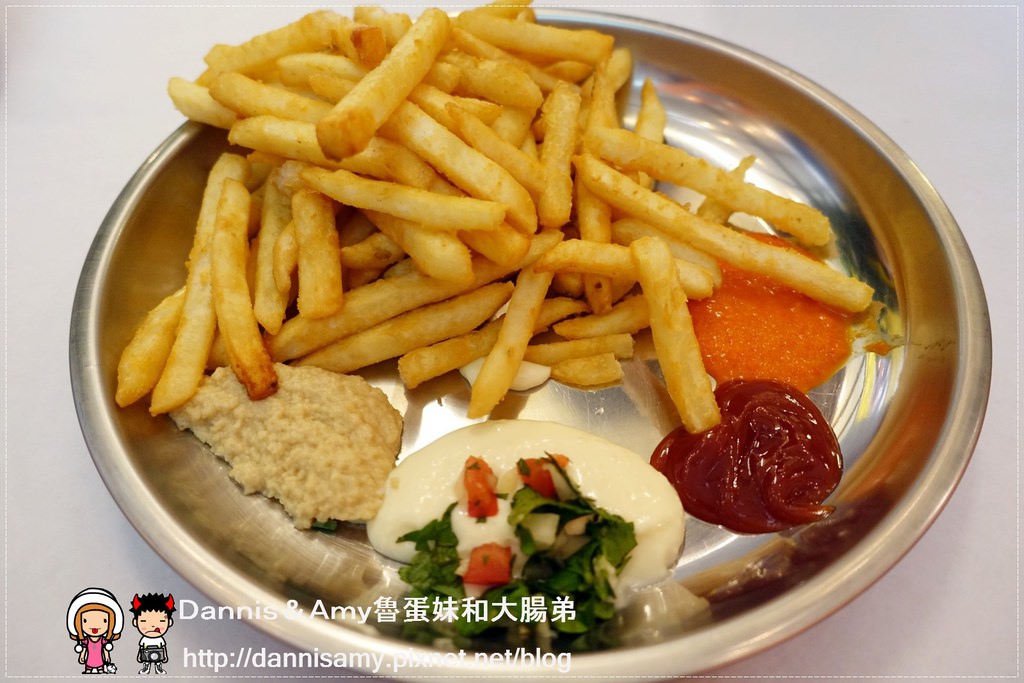 1503613556-fabb3b38f575e6f069f413ff10bc5d33-7cdnh
