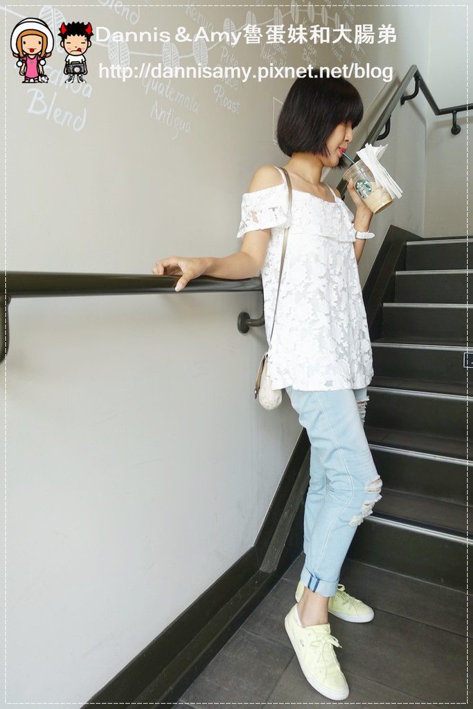 1503611035-f213384f2e8306a9b52444b9943d95cc-j99br