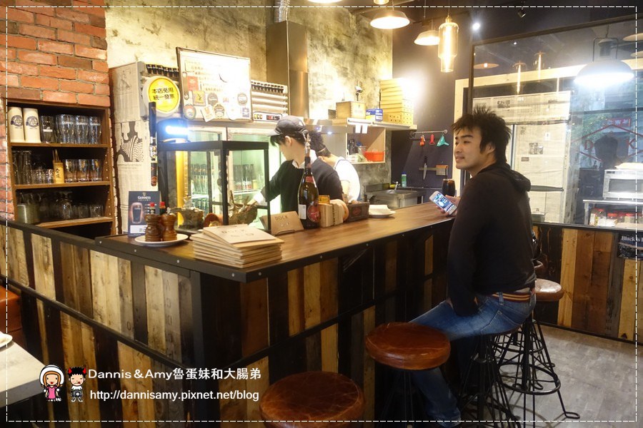 1503609994-e3bda06abe996513fb4505925c27d9db-bvtm4