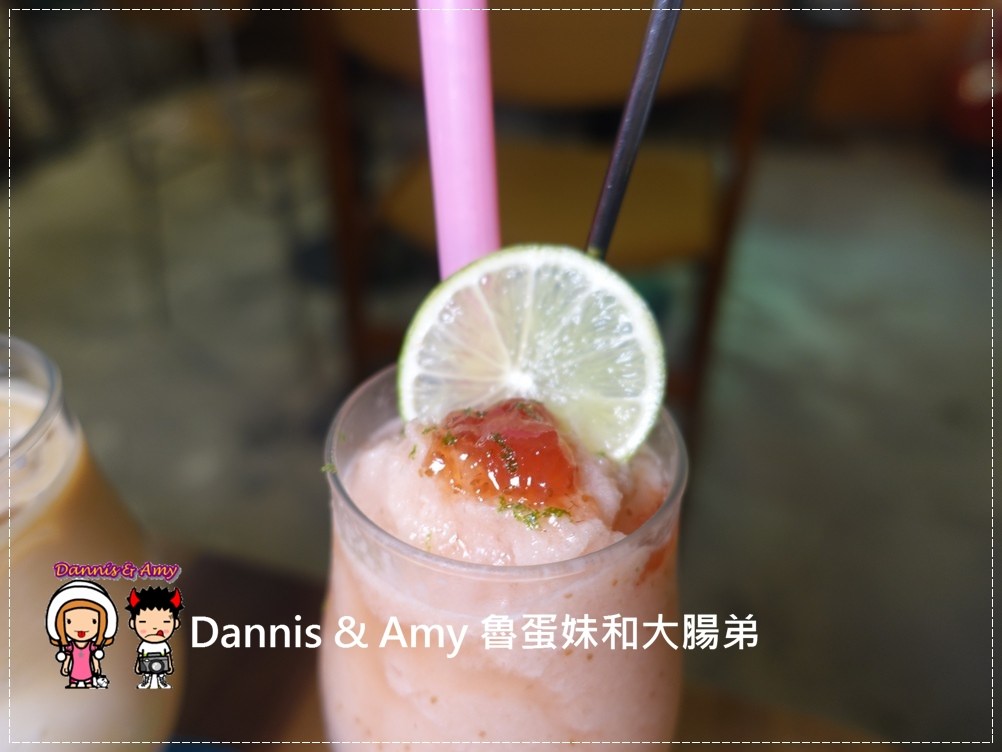 1503605238-60f7fe47be93d4a5d559afdc77119ab7-rjiou