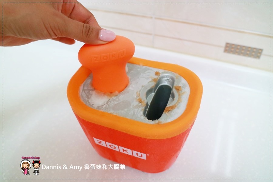 20170514《夏天冰棒食譜》ZOKU快速製冰棒機。親子DIY。創意冰品、冰淇淋自己做7分鐘搞定︱（附開箱影片） (10).jpg