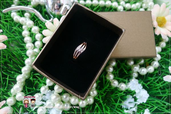 薇特lavita流線型鑲鑽玫瑰金造型戒指 (4)