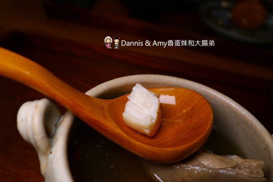 1506068695-dec8b57a85260148b73bee664f5e6d74-kbq19