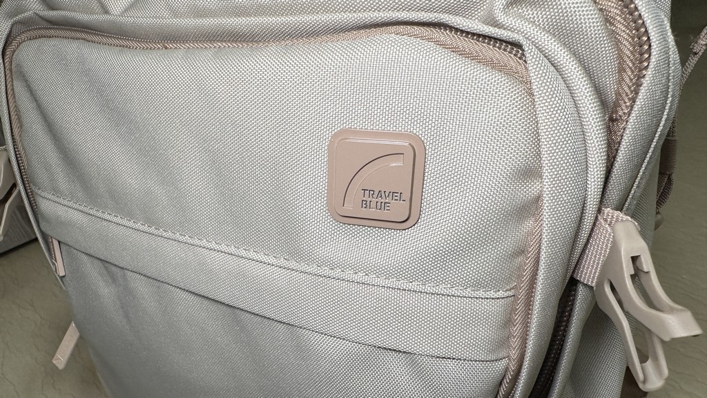 【Travel Blue 藍旅】Venture 冒險款 Lite輕旅行登機後背包+寧靜頸枕+收納盒:輕裝出發、質感旅途一次到位_8折優惠分享 - 第20張圖