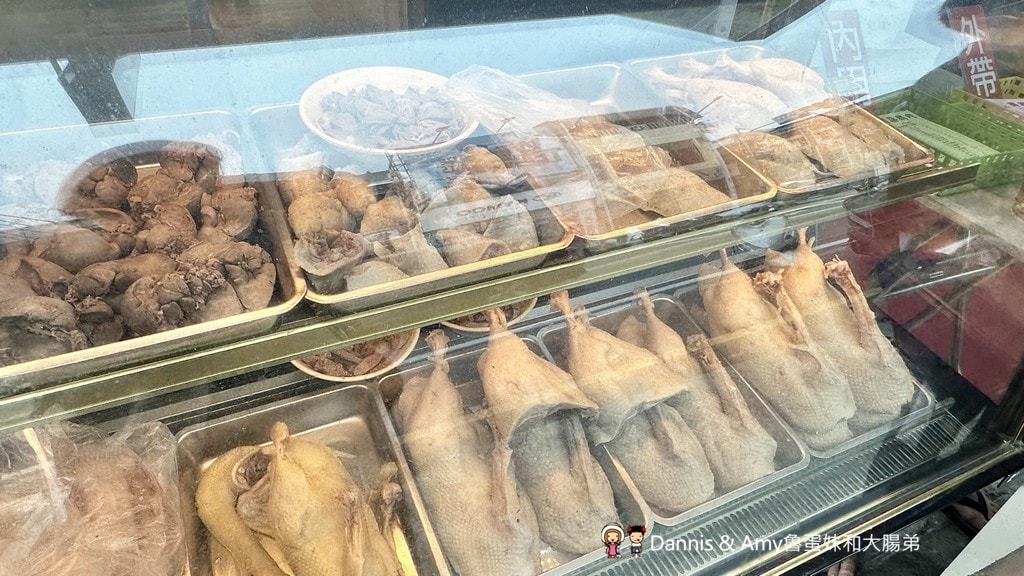 苗栗竹南美食報到！︱國鼎鵝肉飯-人氣鵝肉便當,玉里麵,切盤推薦、菜單價格一次看