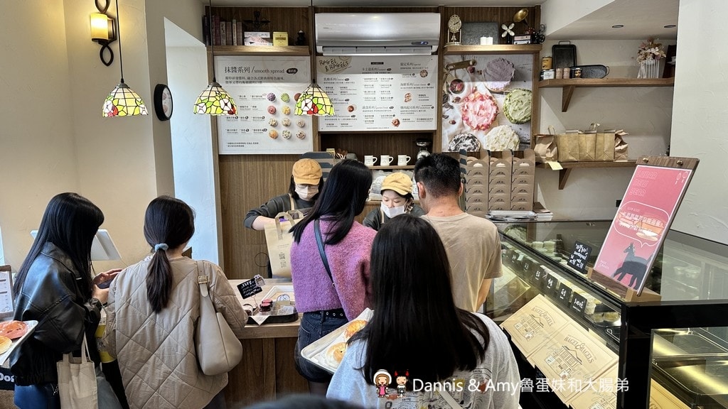 台中西區人氣貝果｜貝與果 Bagel & Bagels 每日手工製作，鹹甜控一次滿足