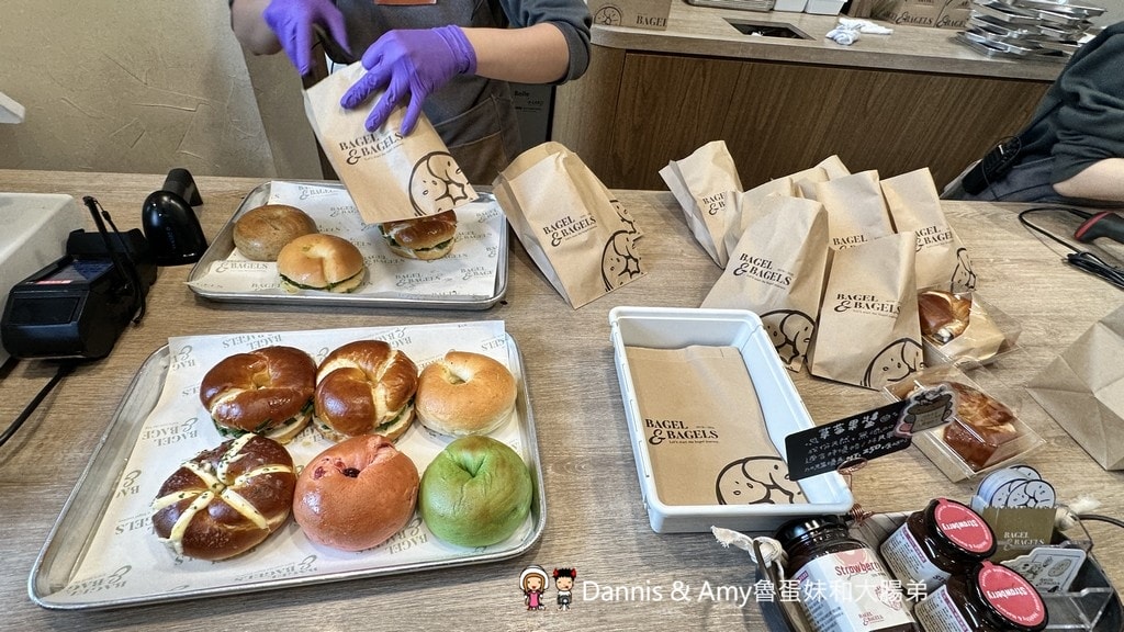 台中西區人氣貝果｜貝與果 Bagel & Bagels 每日手工製作，鹹甜控一次滿足