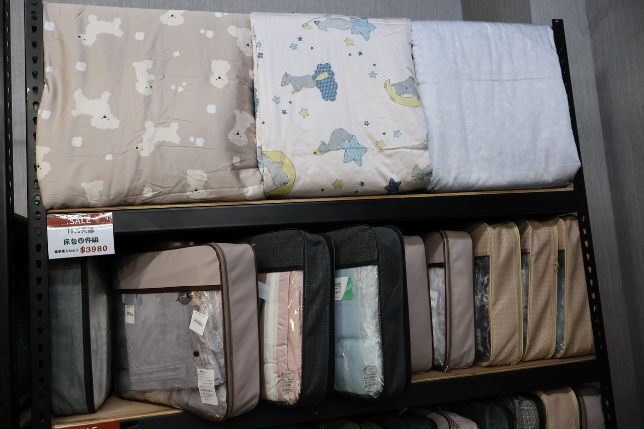 台中妞妞寢具︱夏季廠拍特賣 枕頭買一送一、涼感床包涼被全面下殺再送滿額好禮