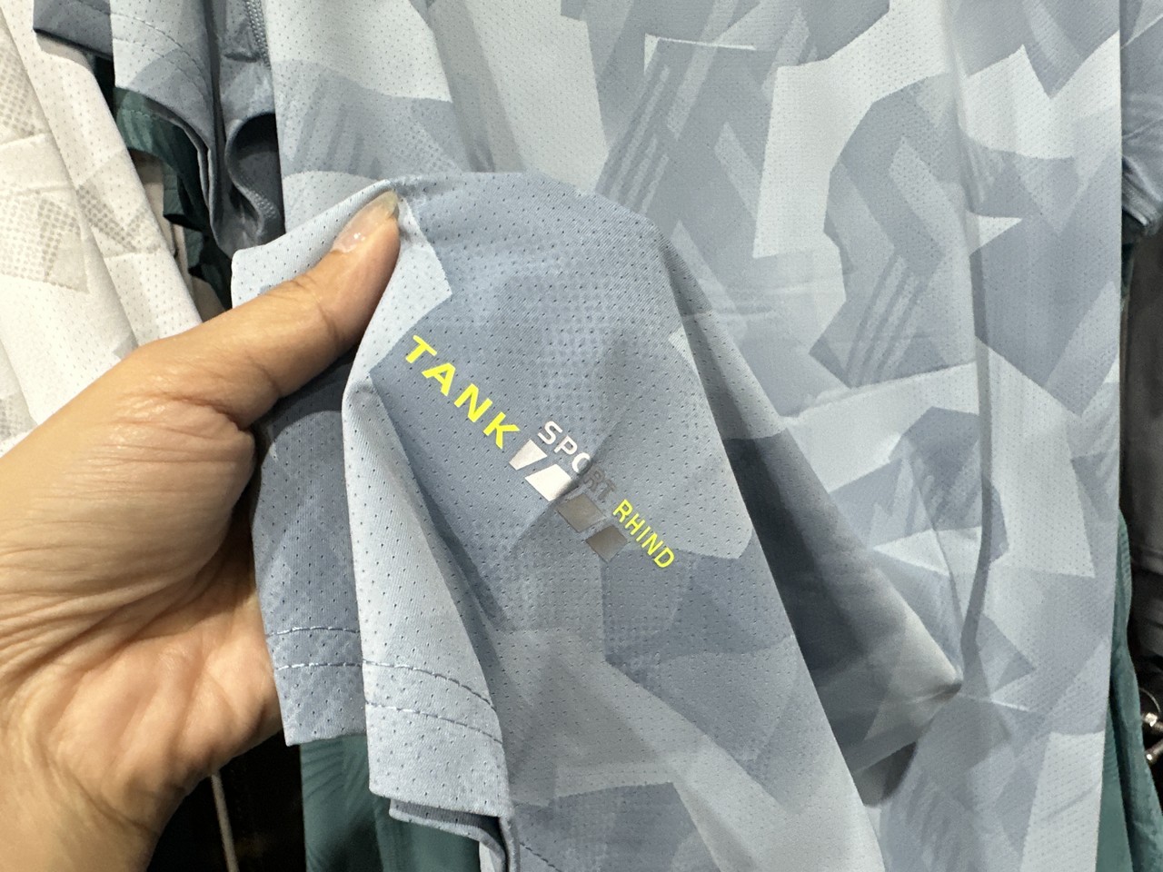 苗栗公館北屋牛仔牛仔服飾特賣會︱︱夏季新品開賣全面優惠回饋，特賣最低只要100元起 